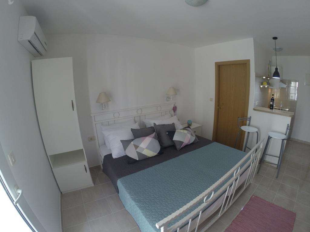 Apartment Luna Drvenik (Split-Dalmatia) Exterior foto