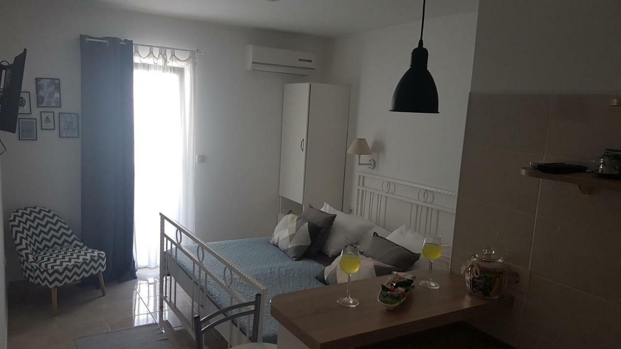 Apartment Luna Drvenik (Split-Dalmatia) Exterior foto